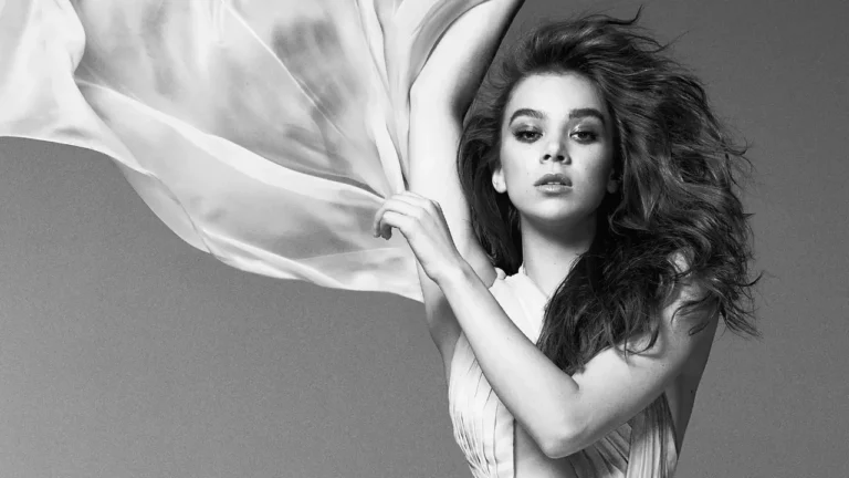 hailee steinfeld pfp